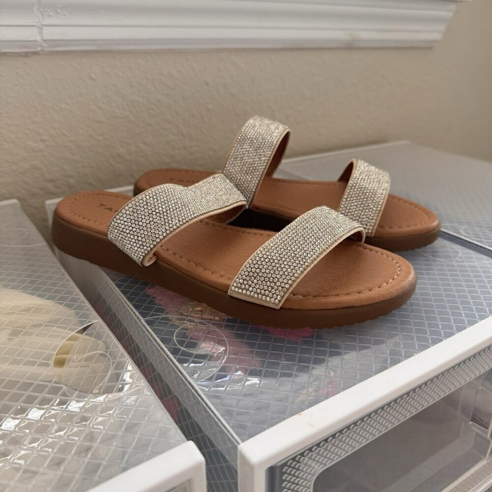 Tahari Women sandals Silver Rhinestones Slide Sandal Size 7 New With Box